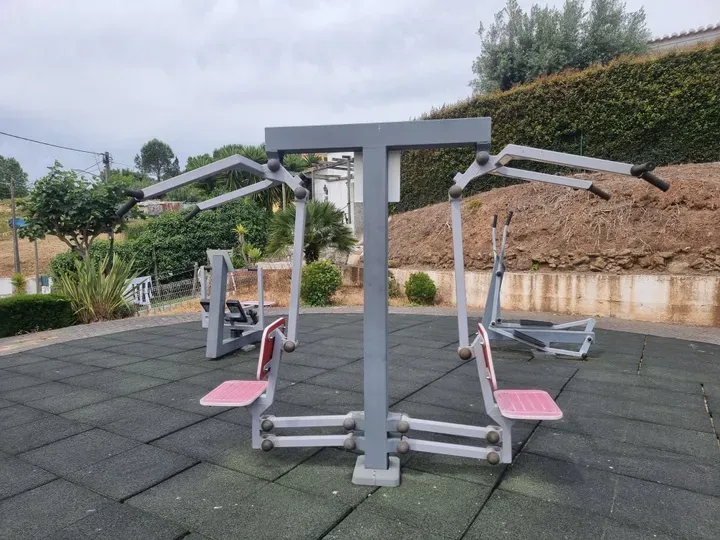 Espaço Fitness do Parque Intergeracional de Vila Pouca